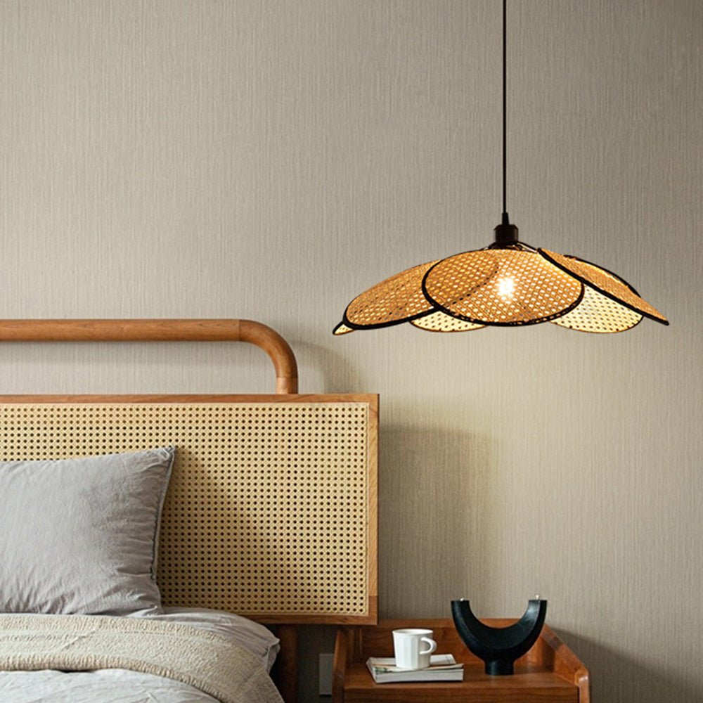 Suspension Wabi Sabi en rotin avec tissage de saule