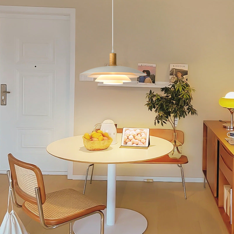 Suspension LED Contemporaine Avec Éclat Ambiant