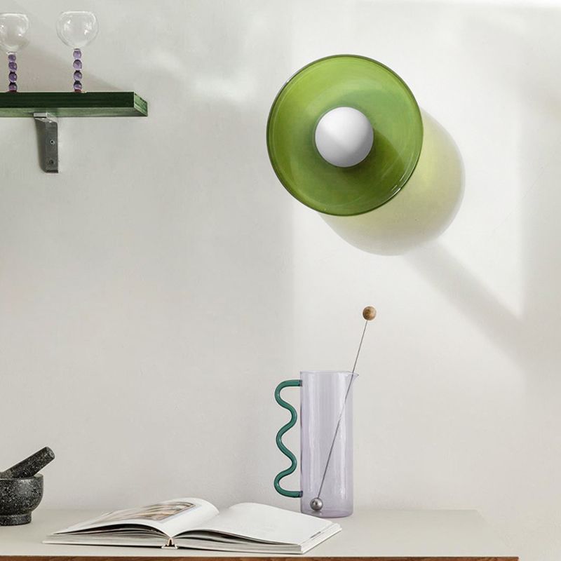 Elegante Glas-Trommel-Deckenleuchte mit Metallrahmen