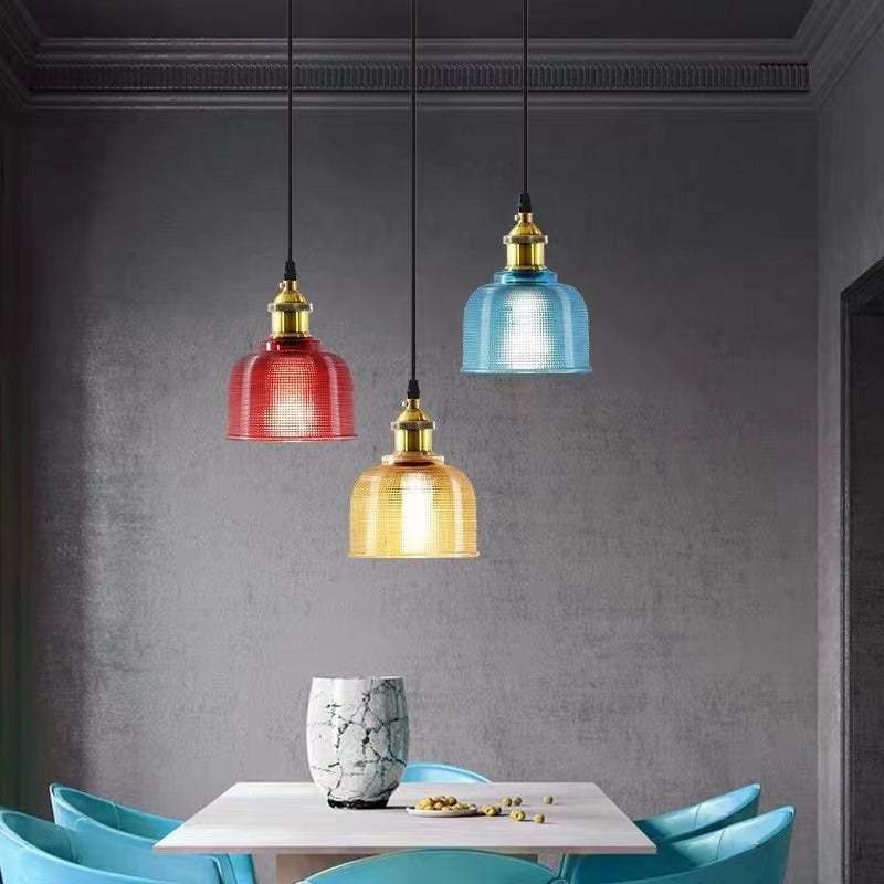 Suspension Art déco en verre coloré pour un éclairage ambiant intime