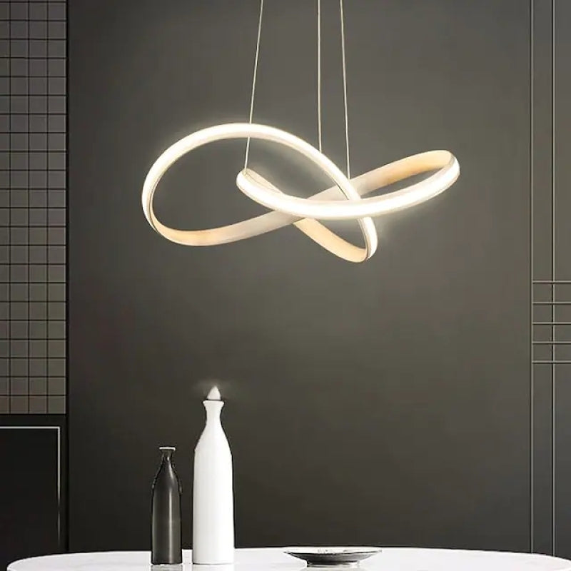 Suspension LED moderne pour efficacité énergétique