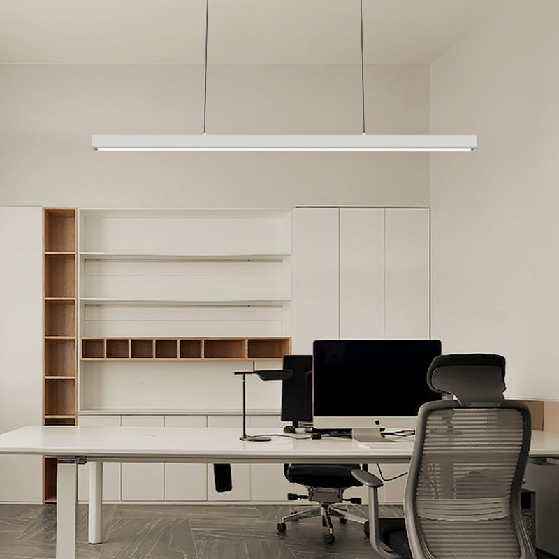 Suspension linéaire monochrome dimmable pour salle à manger