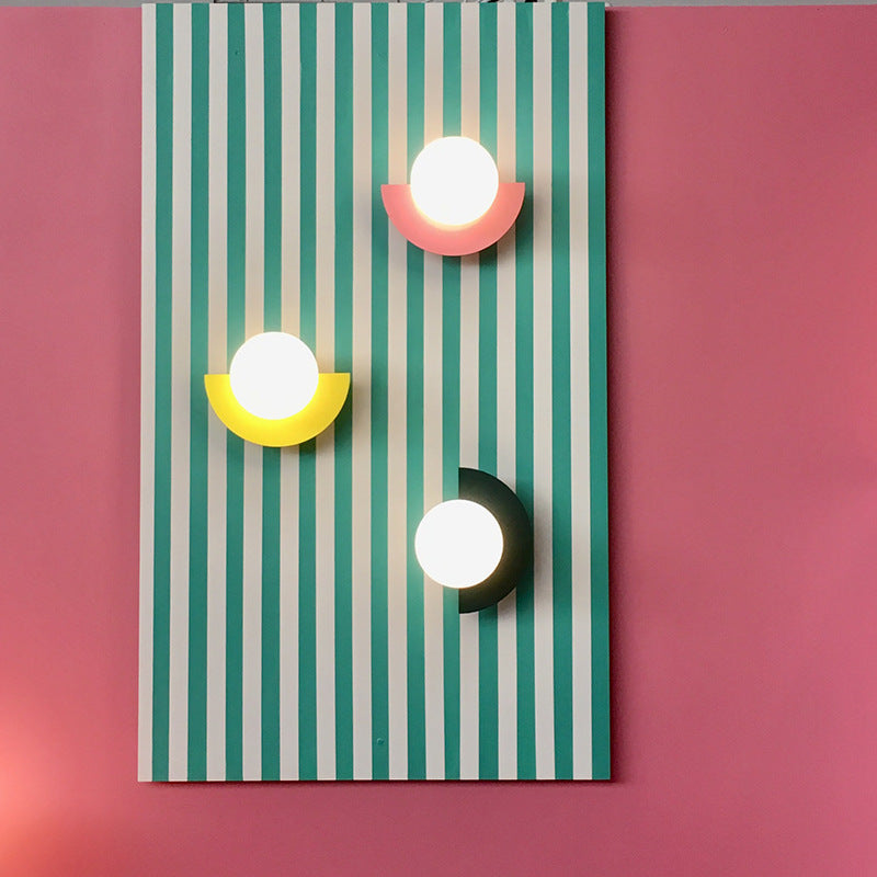 Applique murale LED premium pour espaces de vie intérieurs
