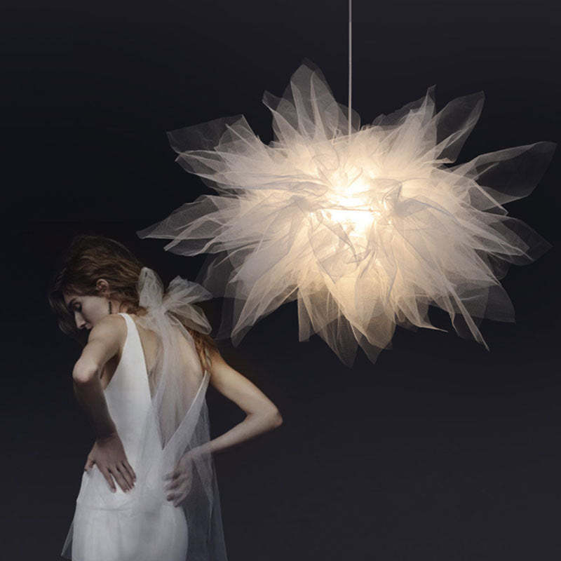 Stoffen hanglamp met zachte sfeervolle gloed