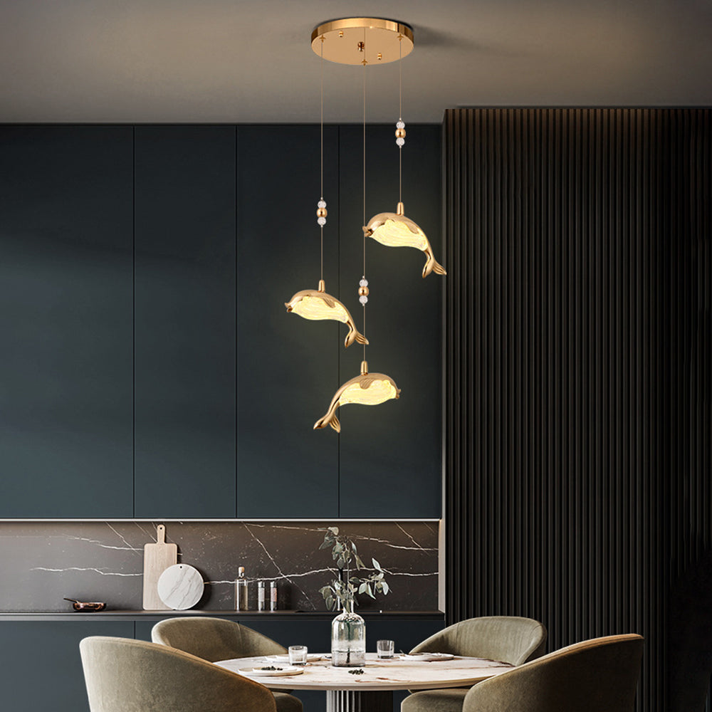 Goldene Delfin-Hängeleuchte mit langlebigem klarem Acryl-Metall
