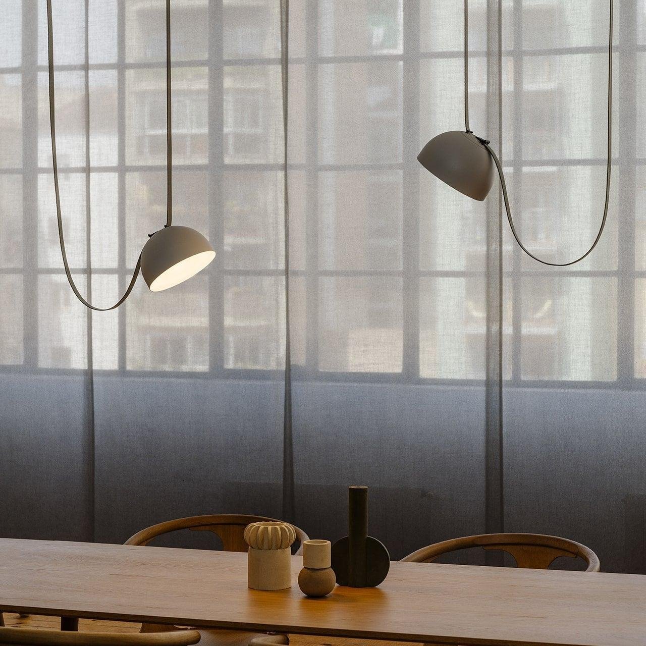 Zeitgenössische Glas-Pendelleuchte mit 360°-Lichtstreuung