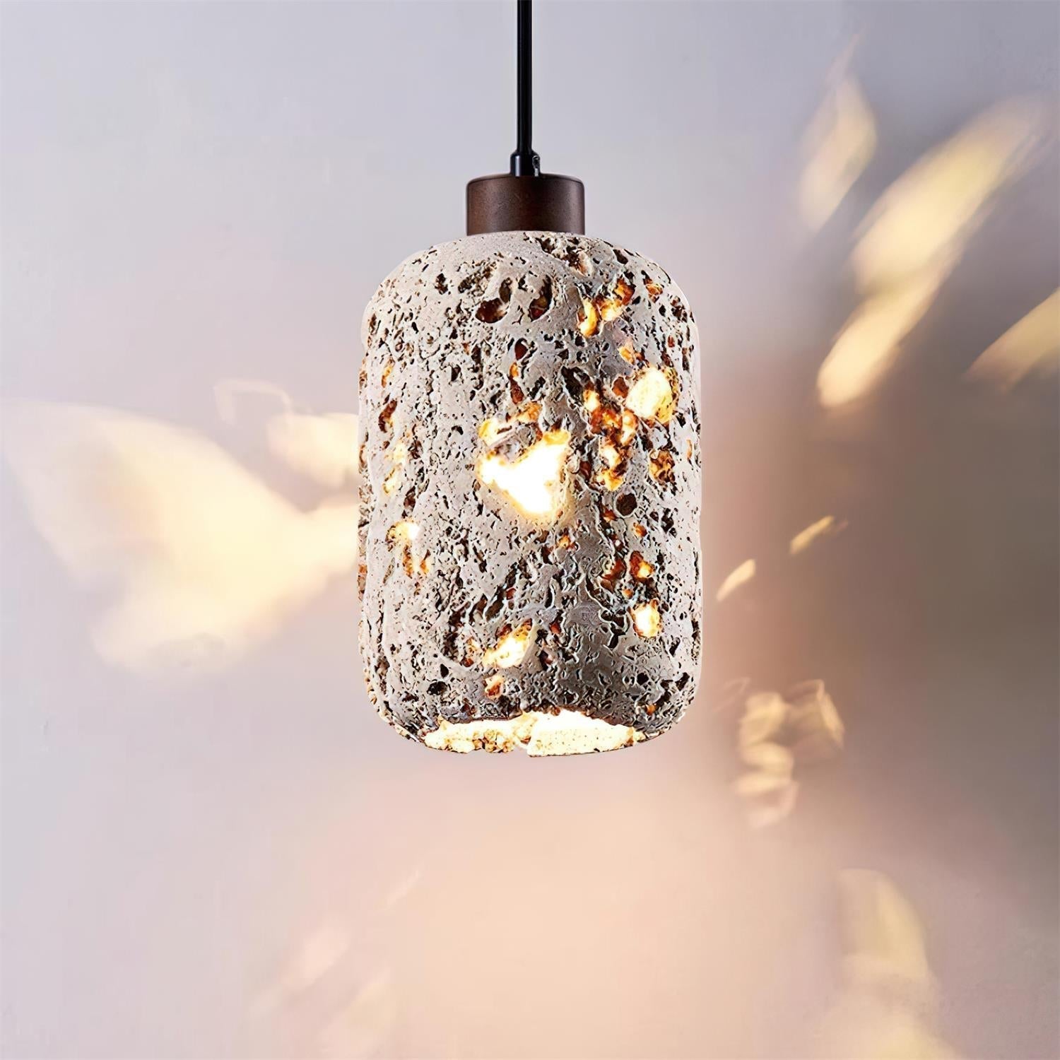 Lustre abat-jour en travertin avec lueur chaude