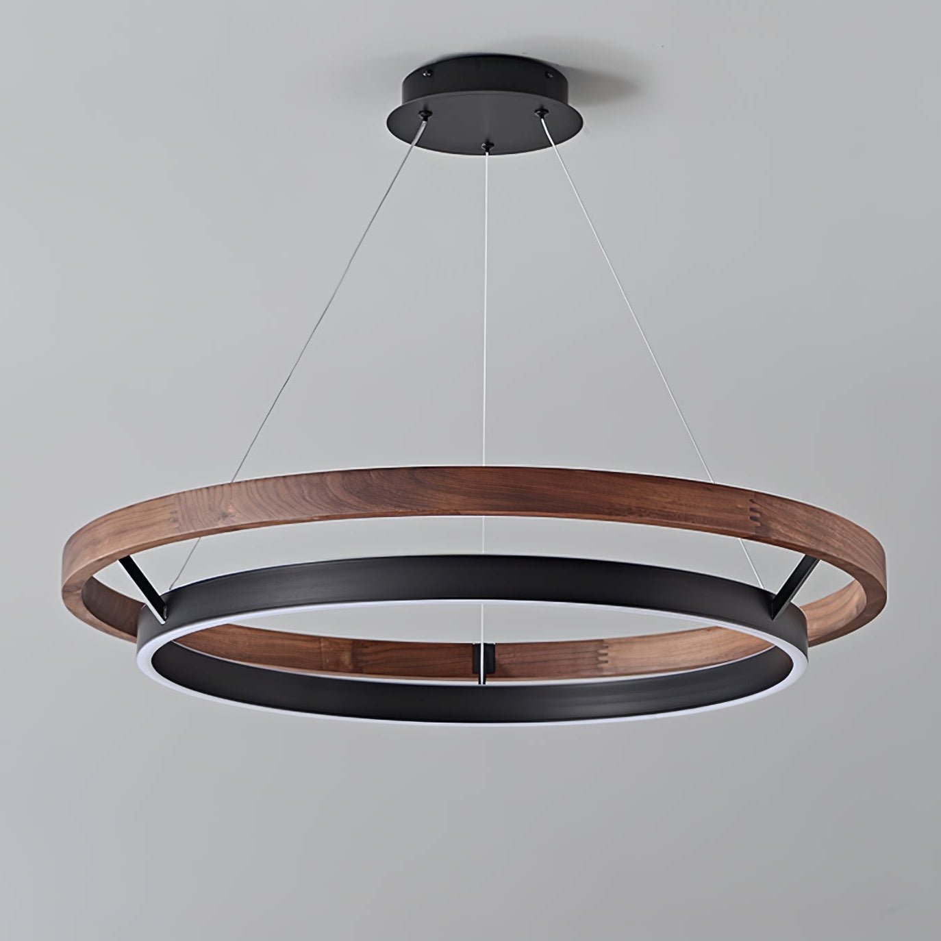 LED-Pendelleuchte mit drei Größenoptionen