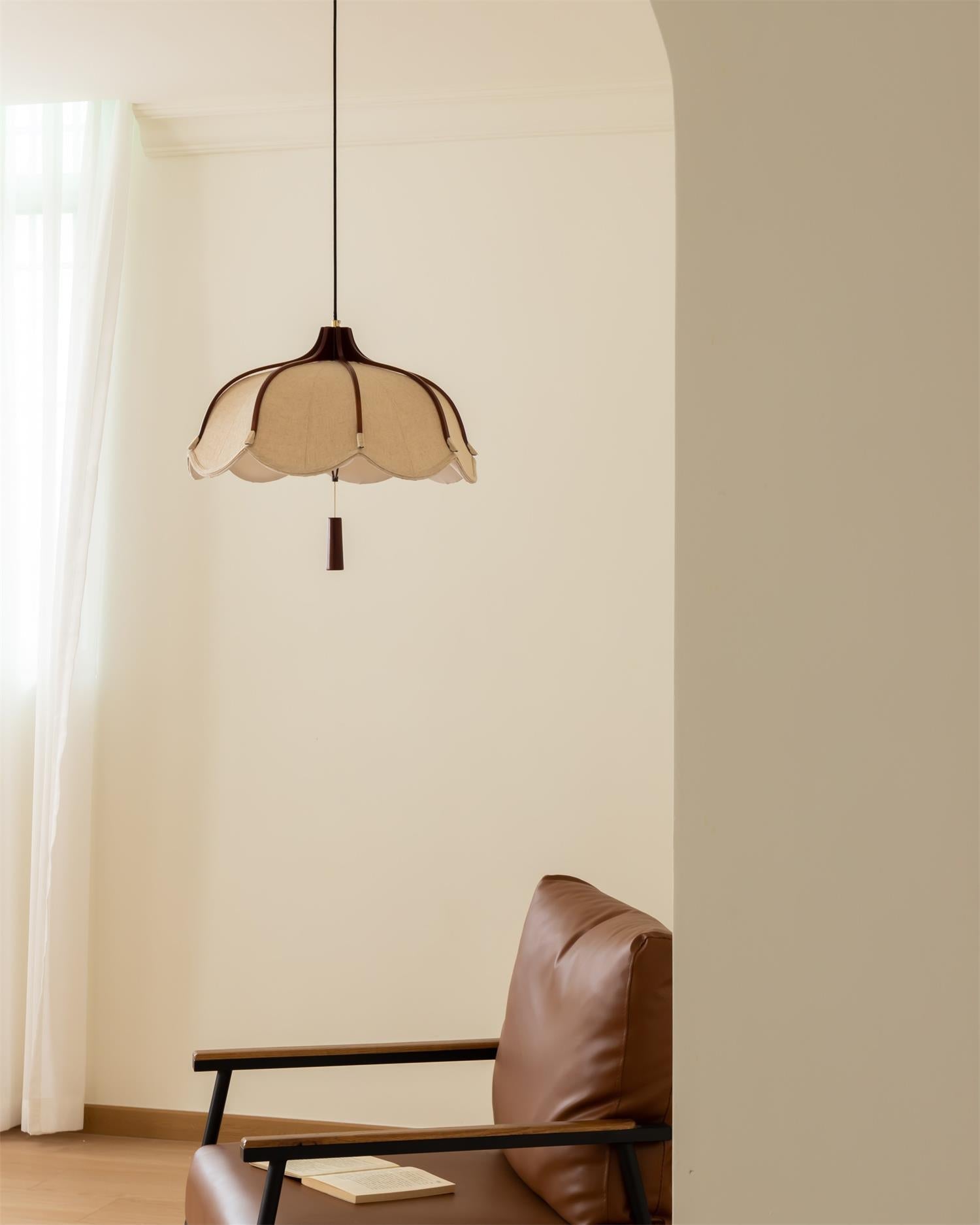 Suspension en tissu noyer avec lumière chaude