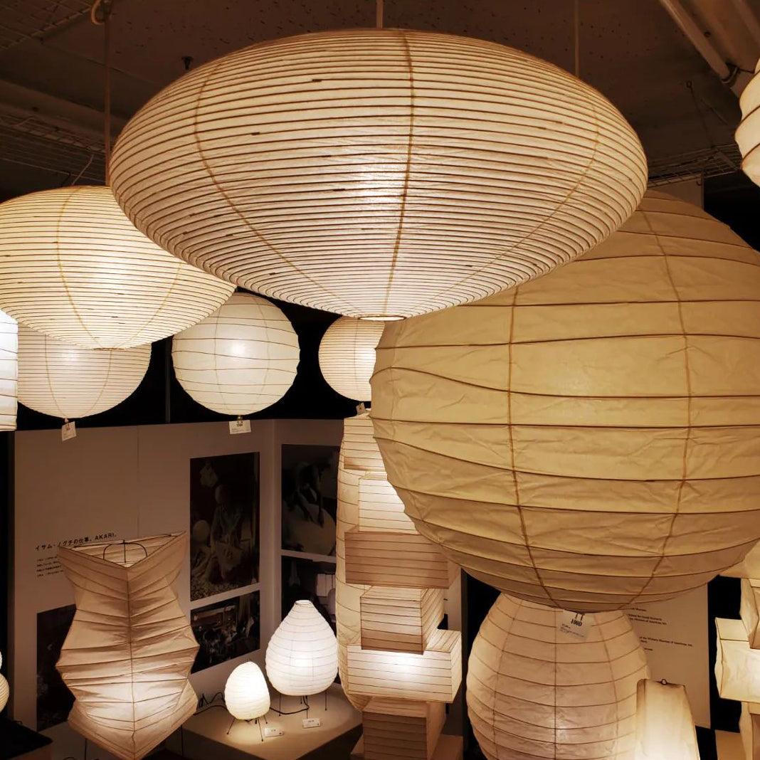 Suspension en papier washi avec douce lueur d'ambiance
