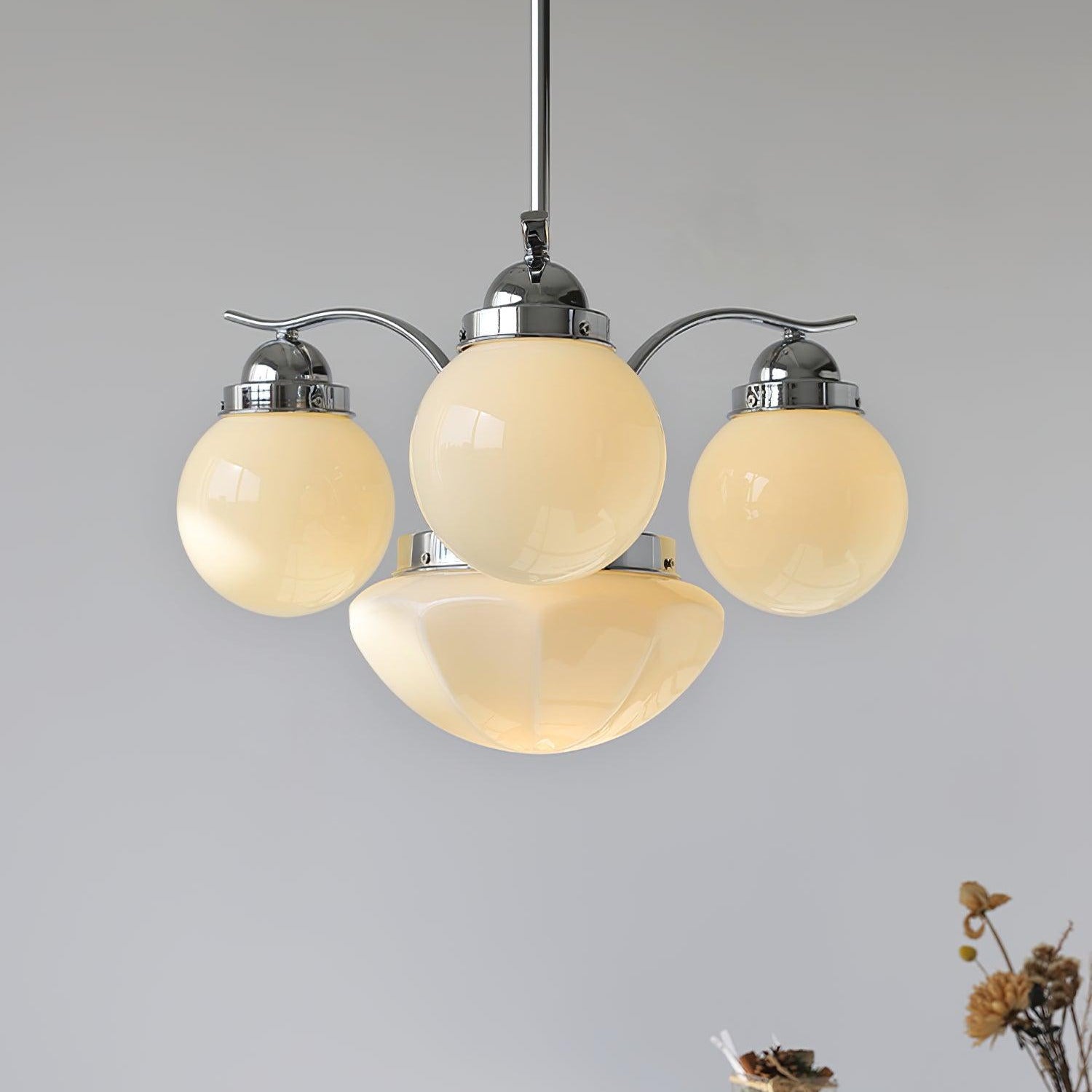 Suspension globe en verre offrant une ambiance chaleureuse