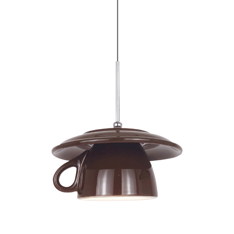 Suspension en tasse céramique avec éclairage d'ambiance doux