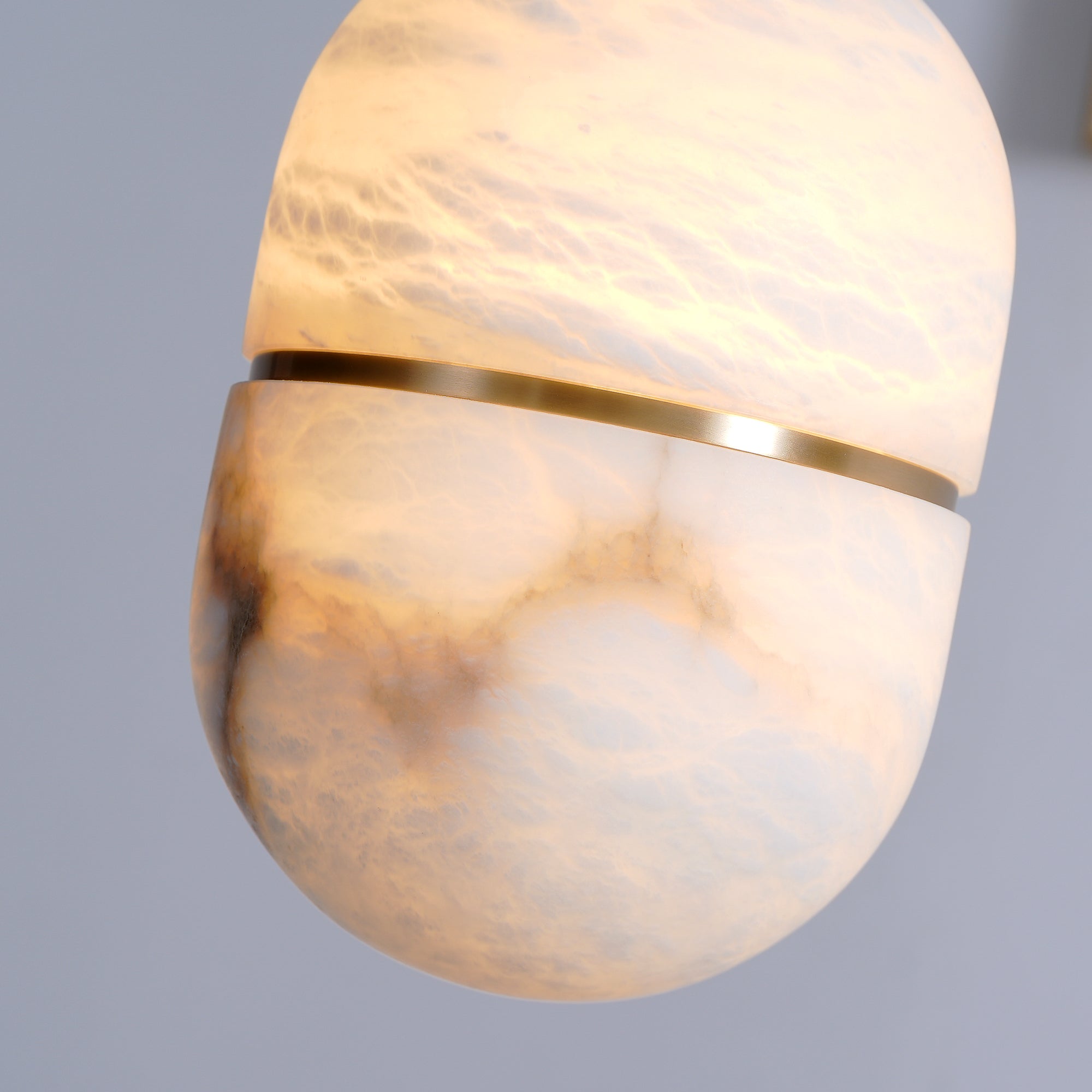 Alabaster-Kapsel-Hängeleuchte mit warmem und diffusem Licht
