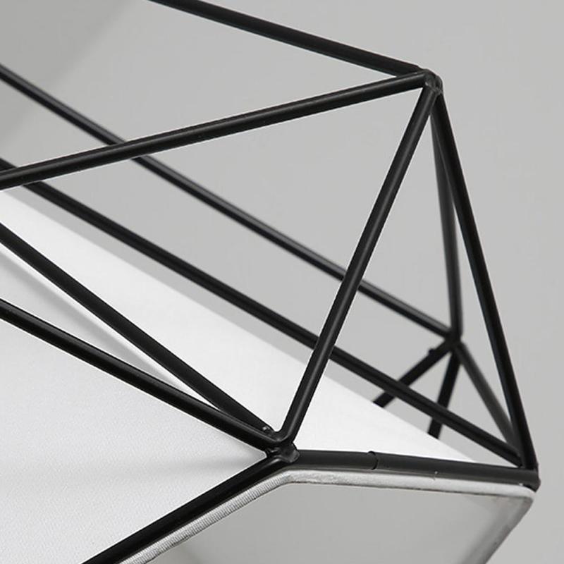 Suspension conique moderne et industrielle pour ambiance chaleureuse
