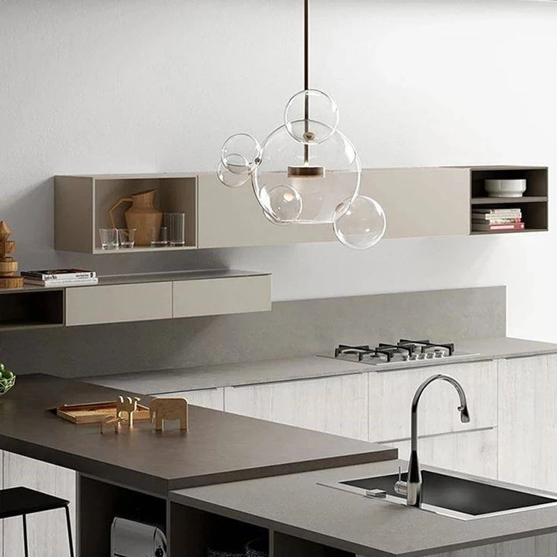 Elegante cluster hanglamp van bubbels voor moderne ruimtes