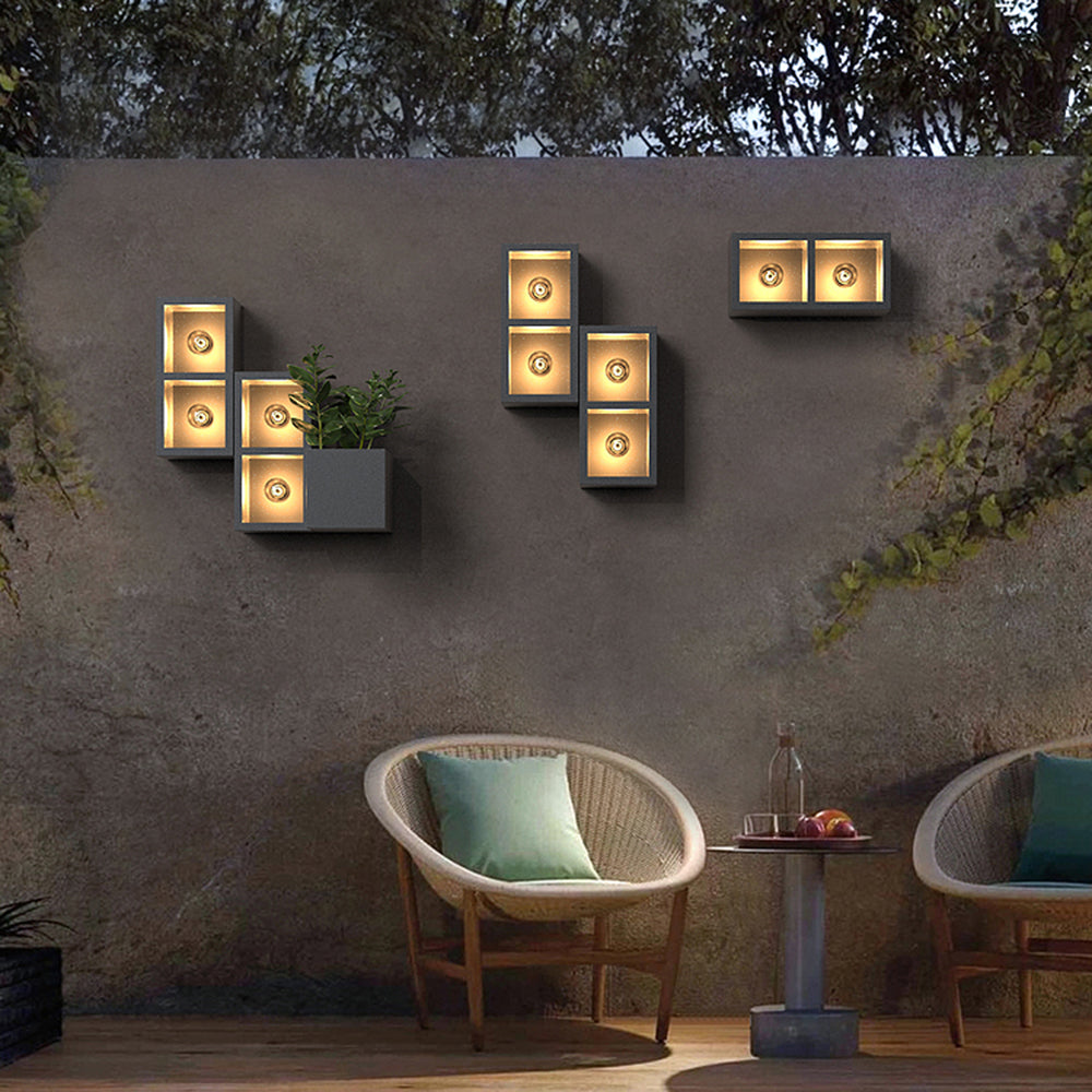 Applique murale extérieure cube moderne en métal noir et verre