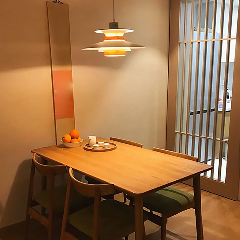 Lustre en métal blanc avec LED dimmable
