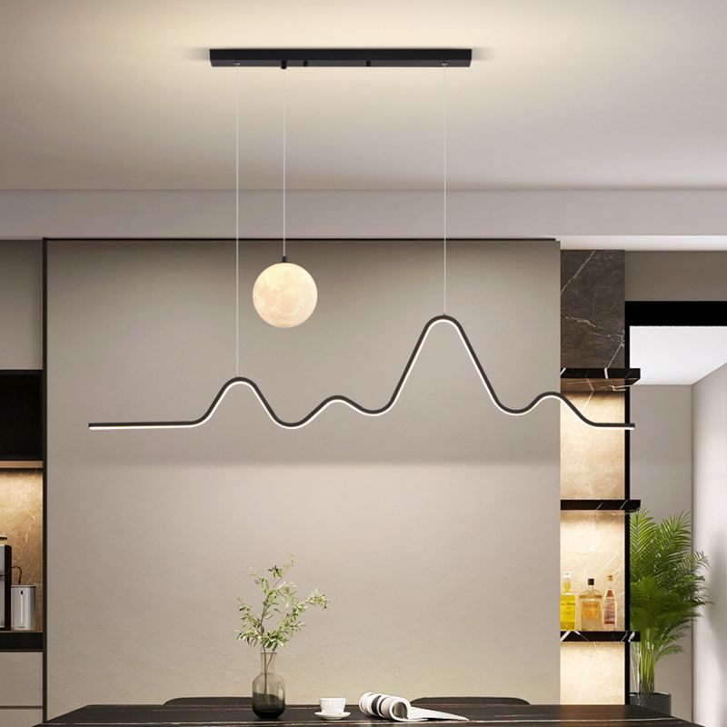 Suspension métallique ondulée minimaliste pour salles à manger