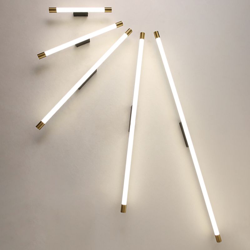 Yova Applique Murale Linéaire Simple. Métal/Acrylique. Blanc. Salle de Bain - Neutralighting