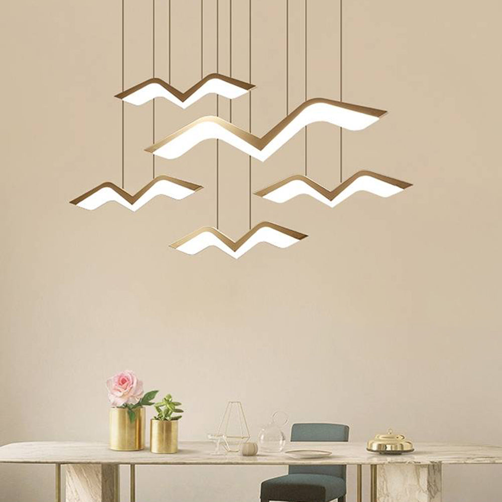 Lustre moderne avec trois variantes de style pour ambiance