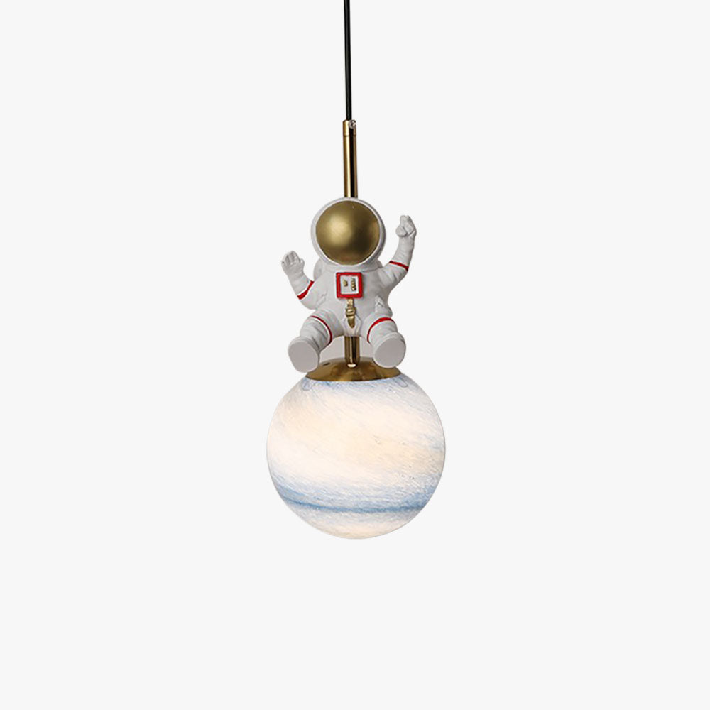 Suspension Arisha avec deux styles astronaute