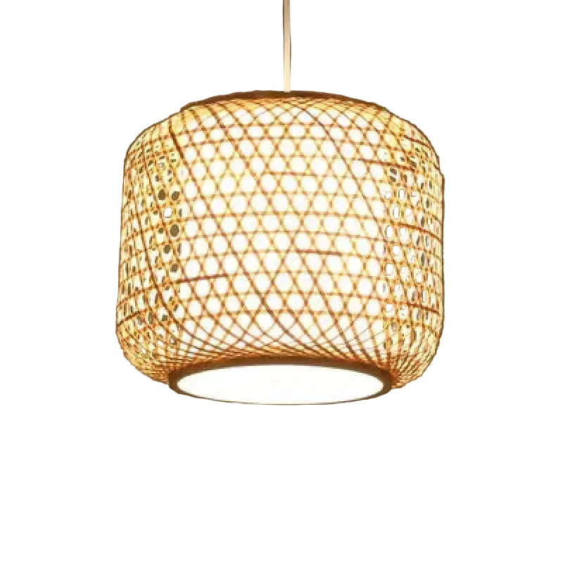 Suspension en bambou et rotin naturel pour une ambiance chaleureuse  