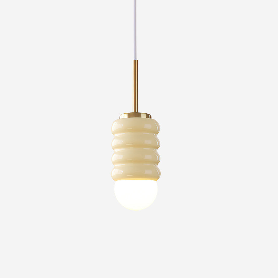 Suspension en céramique cannelée laiton style milieu du siècle avec lumière d’ambiance