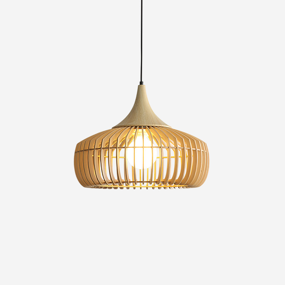 Lampe suspendue en bambou rotin avec ambiance chaleureuse
