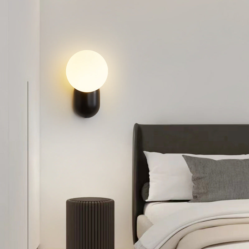 Applique murale LED Aurora en résine et verre pour chambre et salon