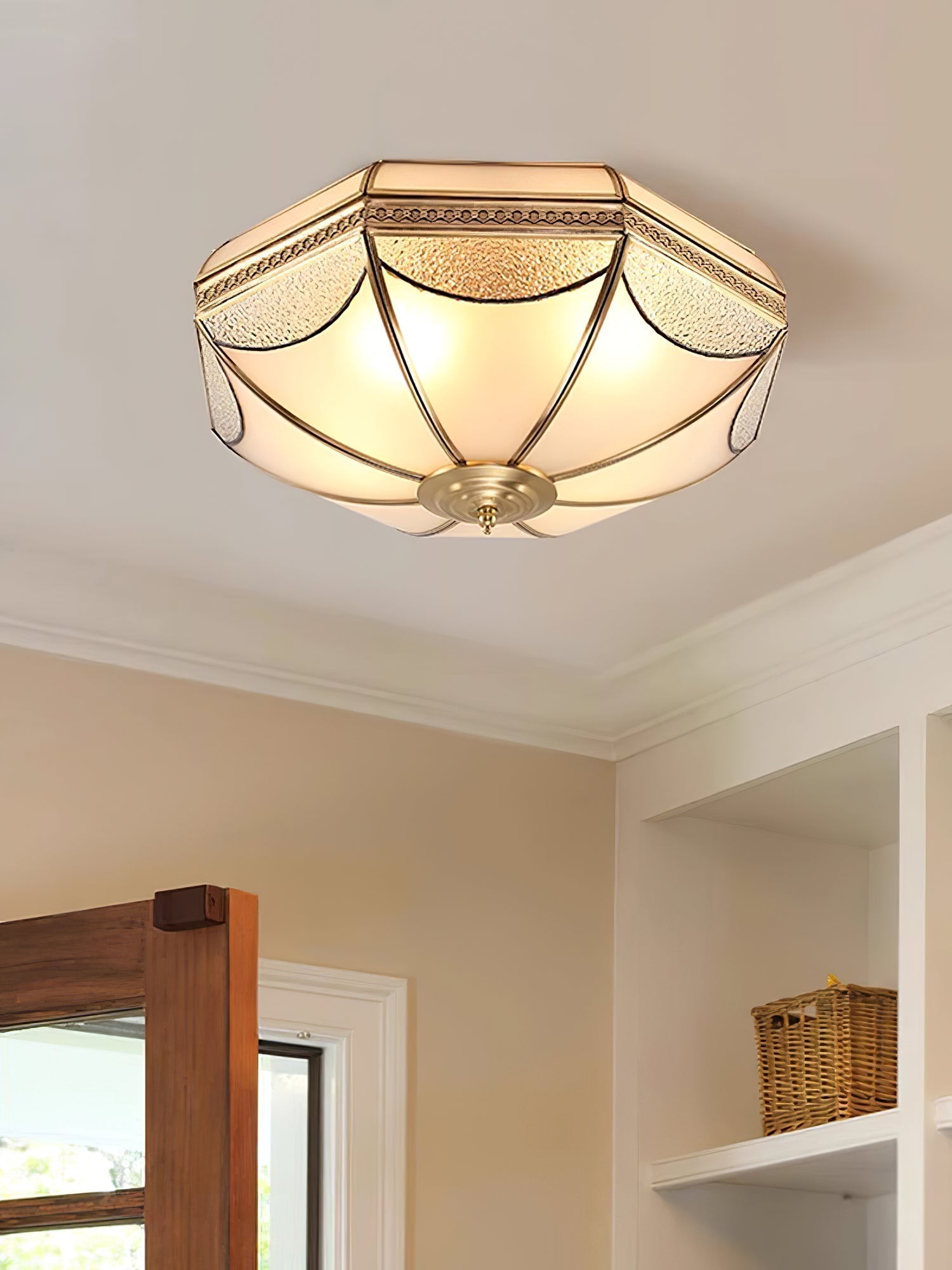 Ellaeara Entrepôt Dôme Forme Laiton Verre Plafonnier - Neutralighting