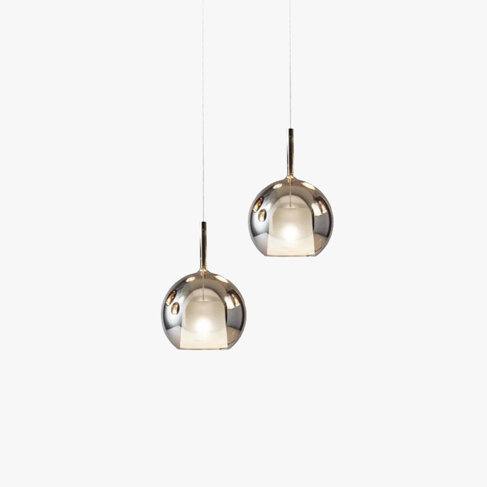 Suspension élégante en globe de verre pour salle à manger