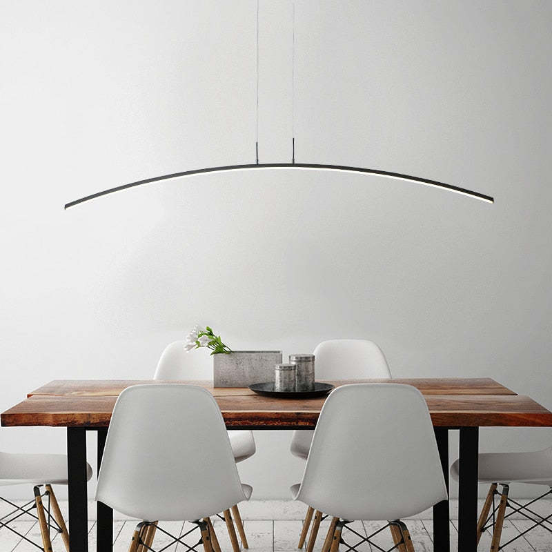 Suspension linéaire incurvée pour salle à manger, éclairage durable
